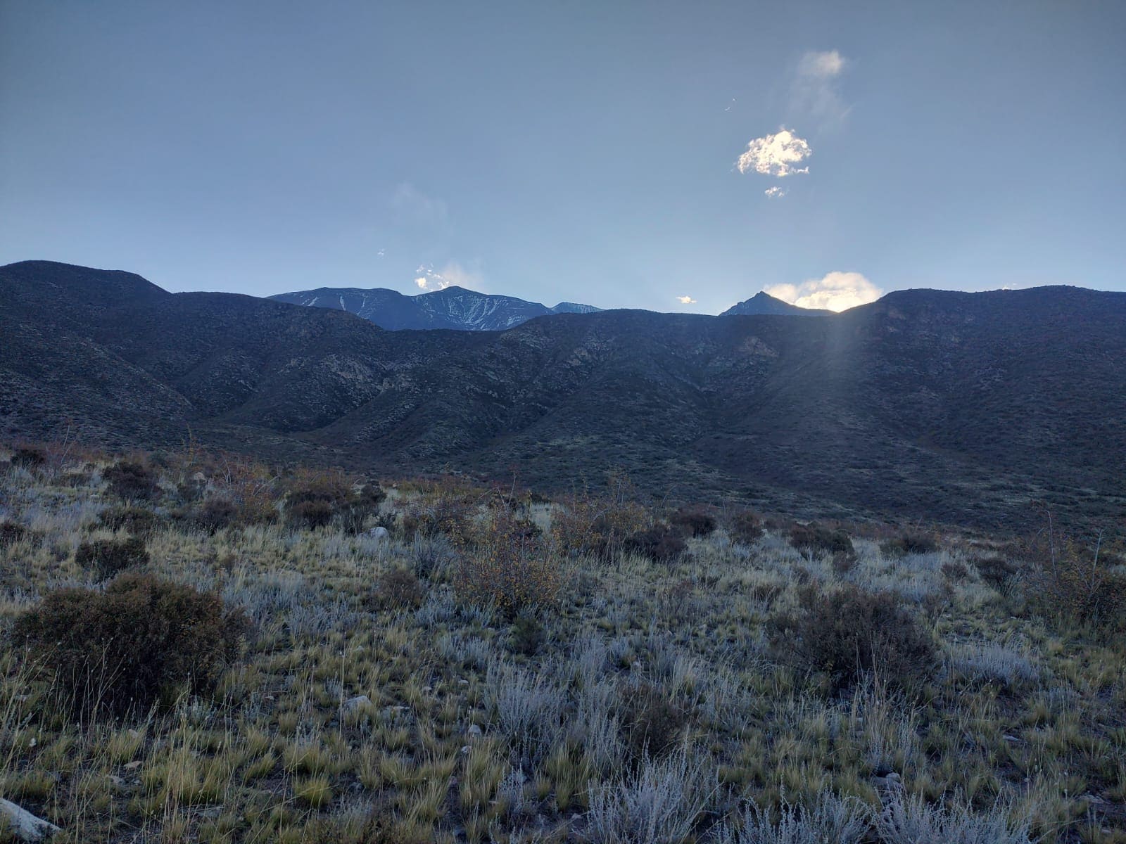 Lote, potrerillos, piedras blancas, vistas
